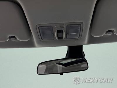 2025 Hyundai Venue SEL - zdjęcie 29 z 40 - miniatura