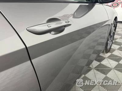 2025 Hyundai Elantra SEL Sport - zdjęcie 30 z 45 - miniatura