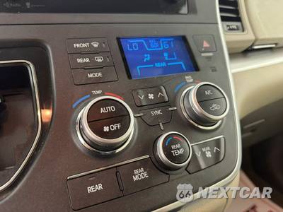 2015 Toyota Sienna LE 8-Passenger 119.3" WB - zdjęcie 19 z 43 - miniatura