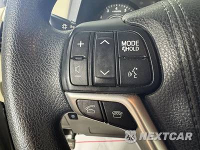 2015 Toyota Sienna LE 8-Passenger 119.3" WB - zdjęcie 15 z 43 - miniatura
