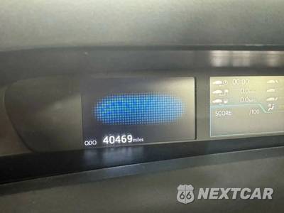 2019 Toyota Prius XLE - zdjęcie 15 z 49 - miniatura