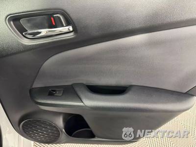 2022 Toyota Prius LE - zdjęcie 37 z 44 - miniatura