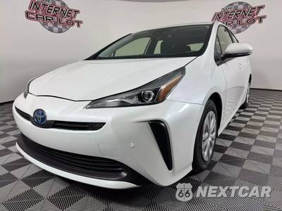 2022 Toyota Prius LE - zdjęcie 3 z 44 - miniatura