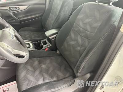 2016 Nissan Rogue SV - zdjęcie 33 z 48 - miniatura