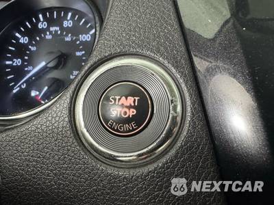 2016 Nissan Rogue SV - zdjęcie 17 z 48 - miniatura