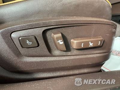 2016 Lexus ES 350 - zdjęcie 41 z 50 - miniatura