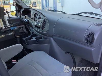 2007 Ford E-150 Wagon XL 138.0" WB - zdjęcie 21 z 39 - miniatura