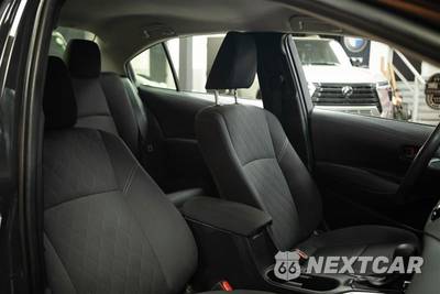 2023 Toyota Corolla Hybrid LE Sedan - zdjęcie 14 z 27 - miniatura