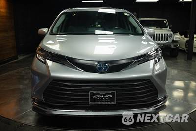 2022 Toyota Sienna XLE 7-Passenger 120.5" WB - zdjęcie 3 z 32 - miniatura