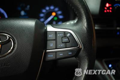 2022 Toyota Sienna XLE 7-Passenger 120.5" WB - zdjęcie 26 z 32 - miniatura