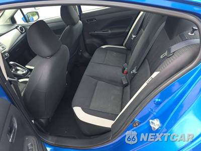 2021 Nissan Versa SV - zdjęcie 13 z 32 - miniatura