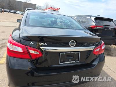 2016 Nissan Altima 2.5 SR - zdjęcie 5 z 21 - miniatura