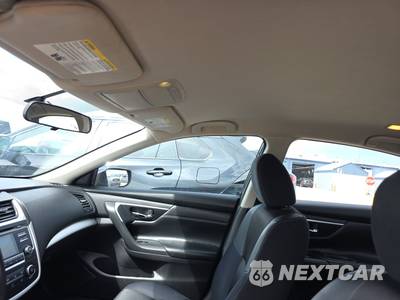 2016 Nissan Altima 2.5 SR - zdjęcie 17 z 21 - miniatura