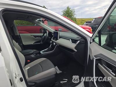 2023 Toyota RAV4 Hybrid XLE - zdjęcie 14 z 28 - miniatura