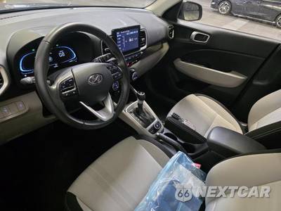 2025 Hyundai Venue SEL - zdjęcie 5 z 19 - miniatura