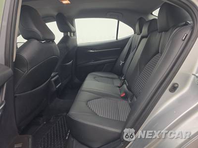 2023 Toyota Camry SE - zdjęcie 13 z 27 - miniatura