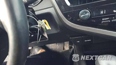2023 Toyota Camry SE - zdjęcie 24 z 27 - miniatura