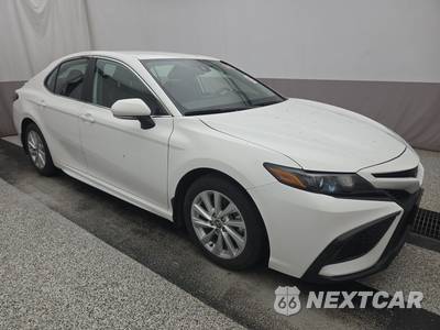 2024 Toyota Camry SE - zdjęcie 3 z 31 - miniatura
