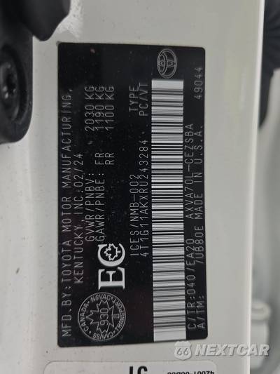 2024 Toyota Camry SE - zdjęcie 14 z 31 - miniatura