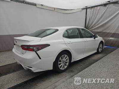 2023 Toyota Camry SE - zdjęcie 4 z 32 - miniatura