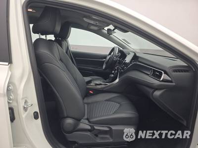 2024 Toyota Camry SE - zdjęcie 8 z 31 - miniatura