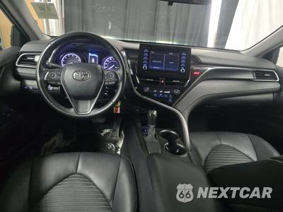 2023 Toyota Camry SE - zdjęcie 11 z 33 - miniatura