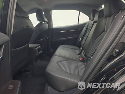 2024 Toyota Camry SE - zdjęcie 13 z 27 - miniatura