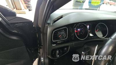 2017 Volkswagen Golf GTI Sport Hatchback - zdjęcie 42 z 46 - miniatura