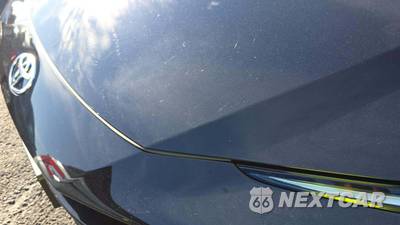 2025 Toyota Prius LE - zdjęcie 2 z 11 - miniatura