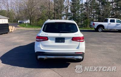 2016 Mercedes-Benz GLC 300 4MATIC - zdjęcie 8 z 31 - miniatura