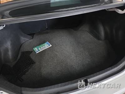 2017 Toyota Corolla LE Sedan - zdjęcie 13 z 18 - miniatura