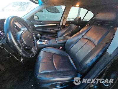 2015 INFINITI Q40 - zdjęcie 7 z 21 - miniatura