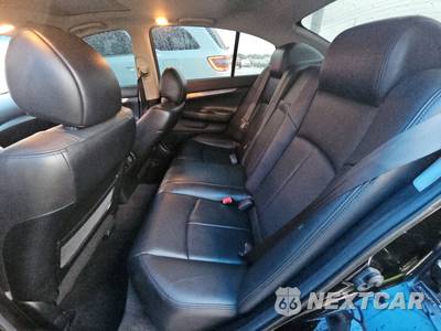 2015 INFINITI Q40 - zdjęcie 13 z 21 - miniatura