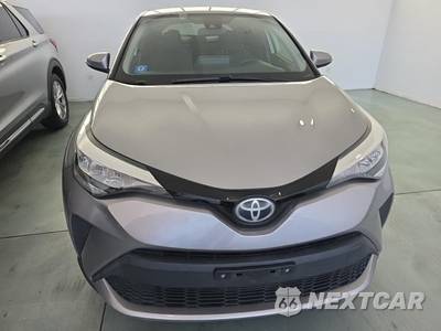 2020 Toyota C-HR LE - zdjęcie 2 z 16 - miniatura