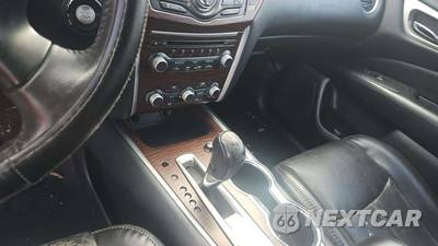 2017 Nissan Pathfinder Platinum - zdjęcie 29 z 58 - miniatura