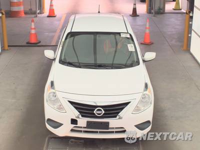 2019 Nissan Versa Sedan SV - zdjęcie 2 z 30 - miniatura