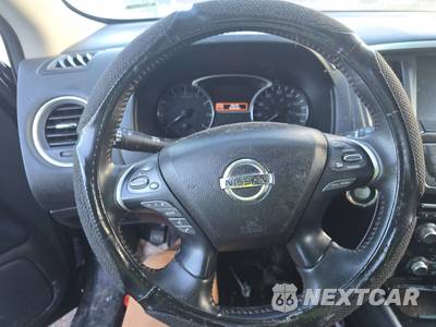 2019 Nissan Pathfinder SV - zdjęcie 10 z 24 - miniatura