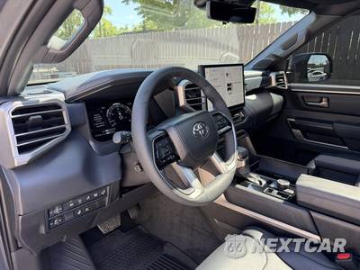2026 Toyota Tundra Platinum Crew Cab Short Bed - zdjęcie 24 z 46 - miniatura