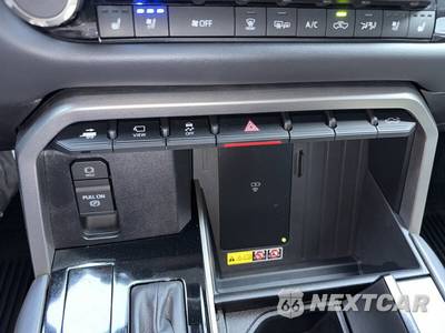 2026 Toyota Tundra Platinum Crew Cab Short Bed - zdjęcie 44 z 46 - miniatura