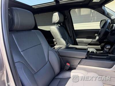 2026 Toyota Tundra Platinum Crew Cab Short Bed - zdjęcie 35 z 46 - miniatura