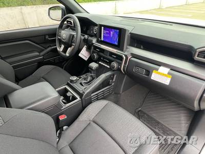 2026 Toyota 4Runner SR5 - zdjęcie 32 z 36 - miniatura