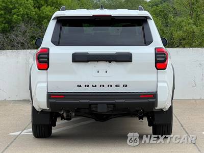 2026 Toyota 4Runner SR5 - zdjęcie 6 z 36 - miniatura