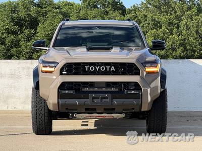 2025 Toyota 4Runner i-FORCE MAX TRD Pro - zdjęcie 3 z 46 - miniatura