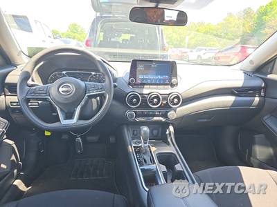 2025 Nissan Sentra SV - zdjęcie 6 z 22 - miniatura