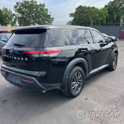 2023 Nissan Pathfinder S - zdjęcie 7 z 46 - miniatura