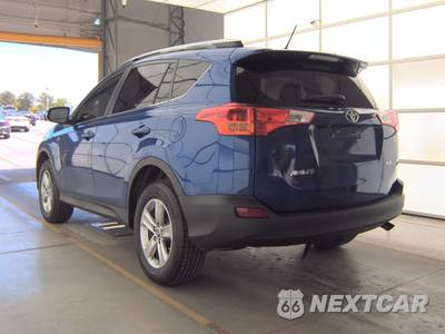 2015 Toyota RAV4 XLE - zdjęcie 8 z 26 - miniatura