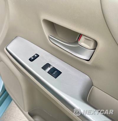 2014 Toyota Prius v Five - zdjęcie 14 z 26 - miniatura