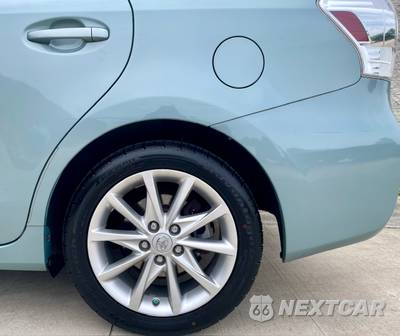 2014 Toyota Prius v Five - zdjęcie 24 z 26 - miniatura