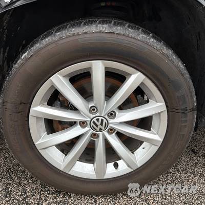 2017 Volkswagen Tiguan Wolfsburg - zdjęcie 10 z 16 - miniatura