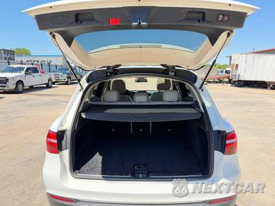 2019 Mercedes-Benz GLC 300 4MATIC - zdjęcie 22 z 30 - miniatura